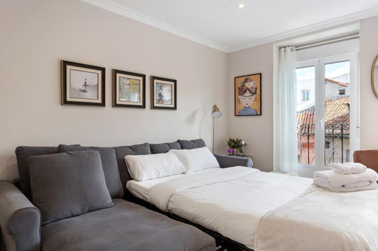 Elegant 1 Bedroom Apartment In The Heart Of Centro Madrid Exterior foto