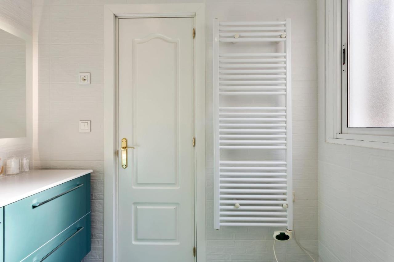 Elegant 1 Bedroom Apartment In The Heart Of Centro Madrid Exterior foto